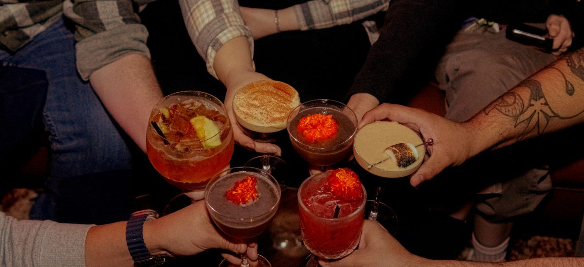 <span style=" display: block; font-size: 0.8em; font-weight: 100; color: #A5A3A3;">2025/12</span>感謝媒體轉發！12月熱門主題綜覽：熬夜壞處、緩解宿醉方式